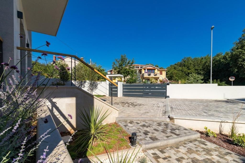 Villa Munat ลิทซ์ยัน ภายนอก รูปภาพ